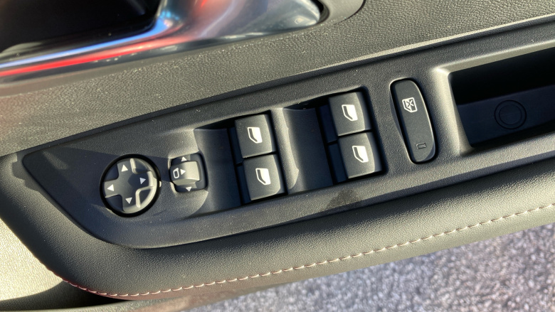 Peugeot 208 1.2 Hybrid 110 Allure 5dr e-DSC6 Petrol Hatchback